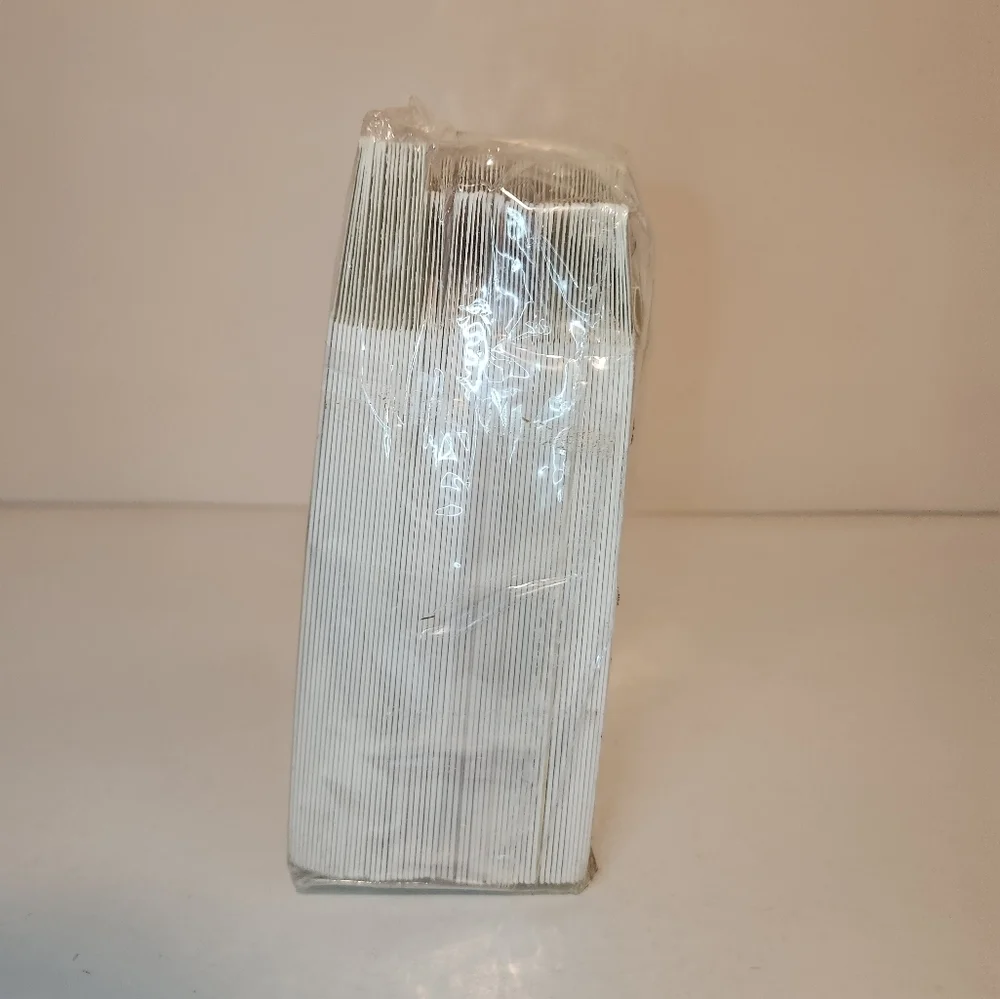 Brand New 120 count Foldable Popcorn Buckets